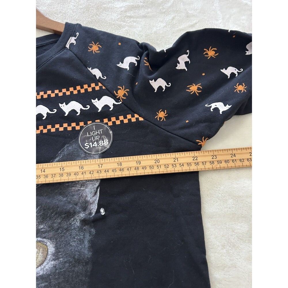 Black Cat Light Up Sweatshirt Womens XL 15-17 Halloween Cat Mom Graphic Pullover - Picture 7 of 9